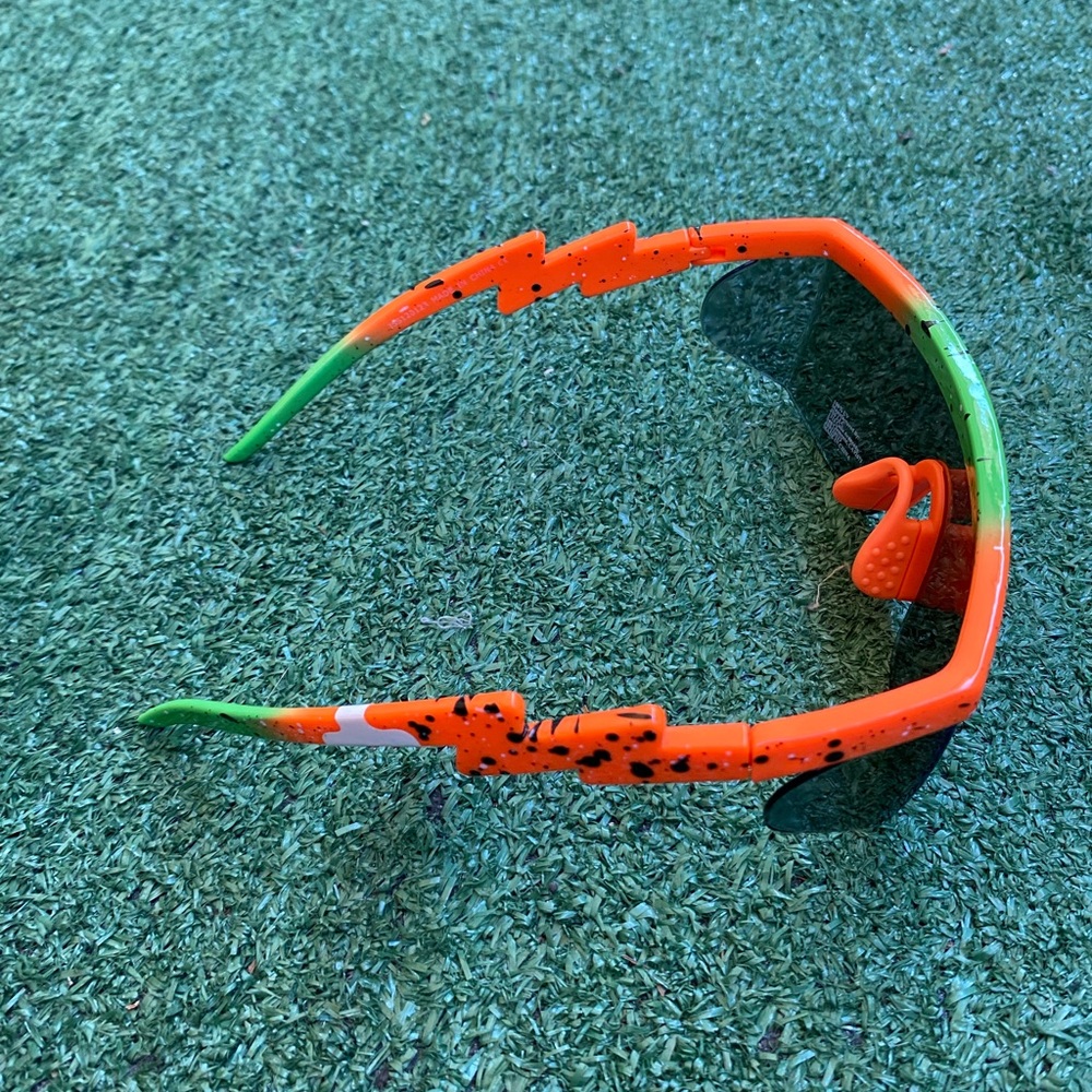 Sport Sunglasses - Picture 4 of 6